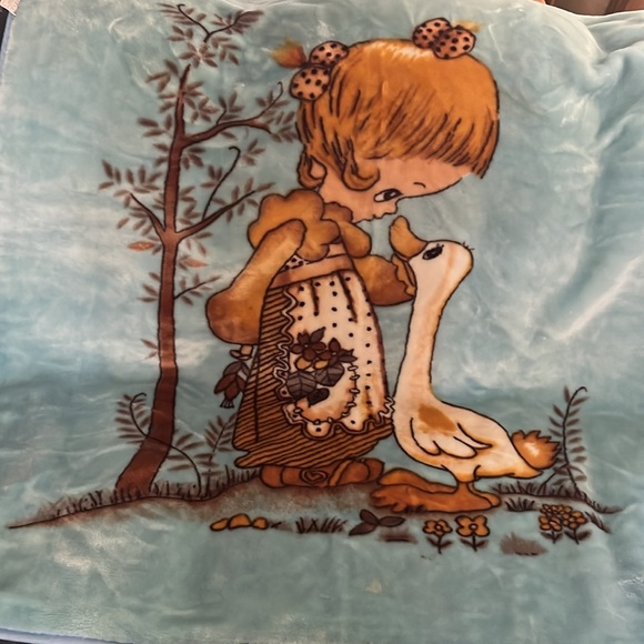 Vintage Eskimo Baby Super Soft Blanket With Precious Girl & the Goose - Picture 5 of 9